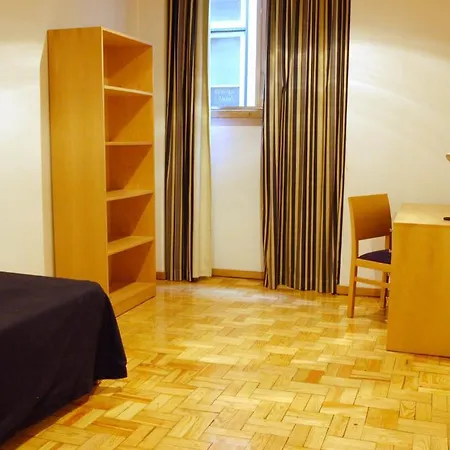 Spru Summer Hostel Lissabon